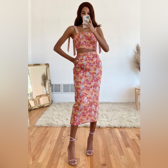 Lulu’s Ellarina Pink Multi Metallic Tie-Strap Two-Piece Midi Dress in Size Small - Picture 7 of 16